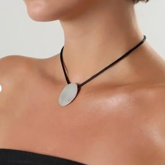 Ring Concierge hammered sterling silver pendant necklace *NWT* - Picture 3 of 7